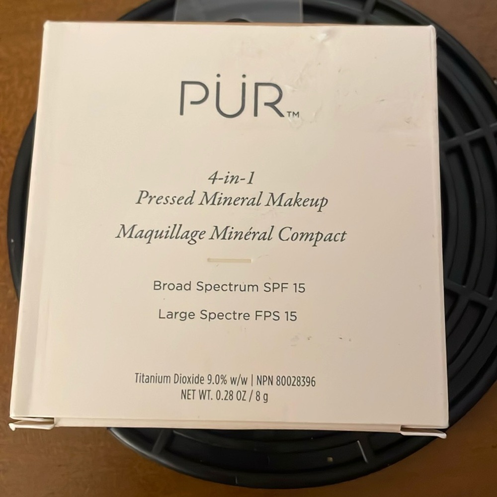 PUR 4-In-1 Pressed Mineral Makeup Broad Spectrum SPF 15 in color Medium Dark